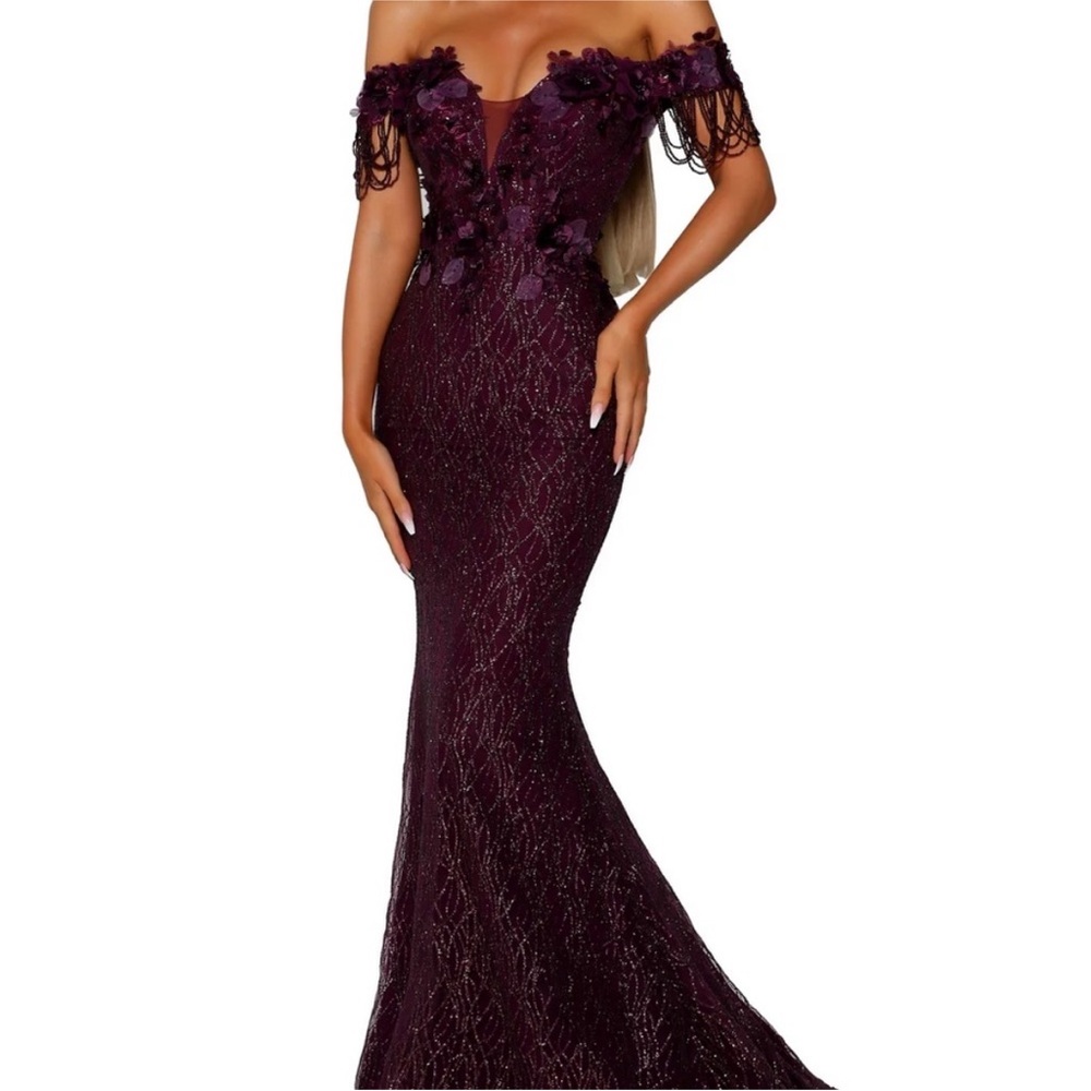 Plum Portia & Scarlett Off the Shoulder Sparkle Appliqué High Low Gown Size 6